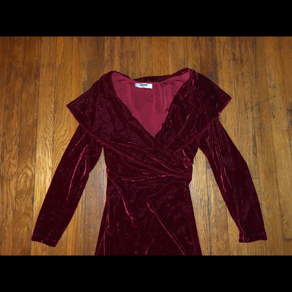 VINTAGE MOSCHINO RED BURGUNDY DRESS VELOUR 6 - Picture 3 of 3